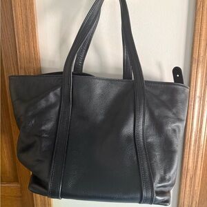 Elegant Black Leather Tote Bag